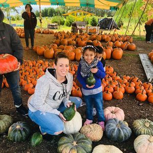 Meet your Posher, Briana